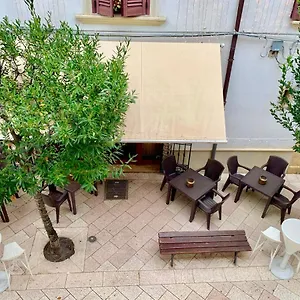 via-conserva-27.lecce-hotels.com/