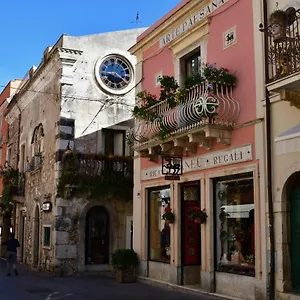 Casa Cifali 2*, Taormina Italien